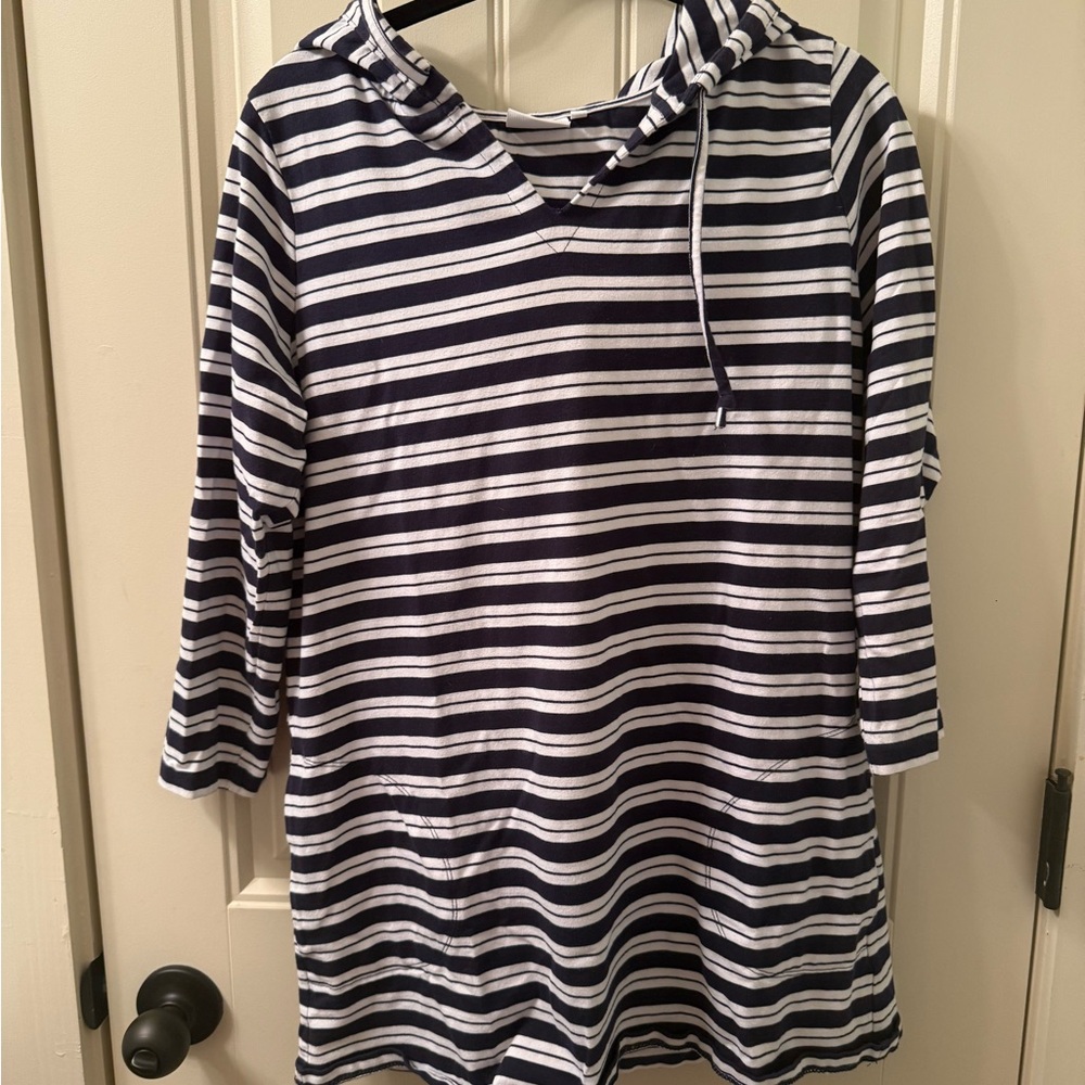 Crown & Ivy Beach Blue and White Striped Hoodie/Cover Up